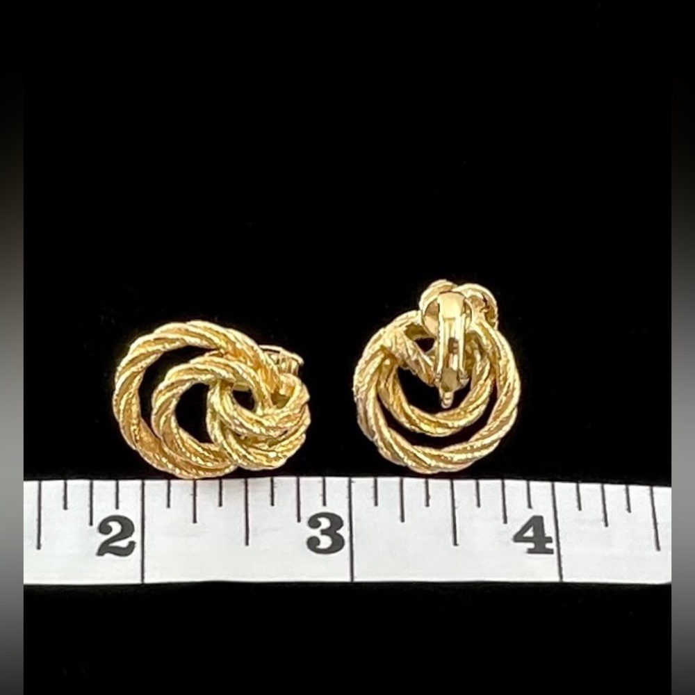 Avon Rope Knot Gold Tone Clip On Earrings - Picture 5 of 5